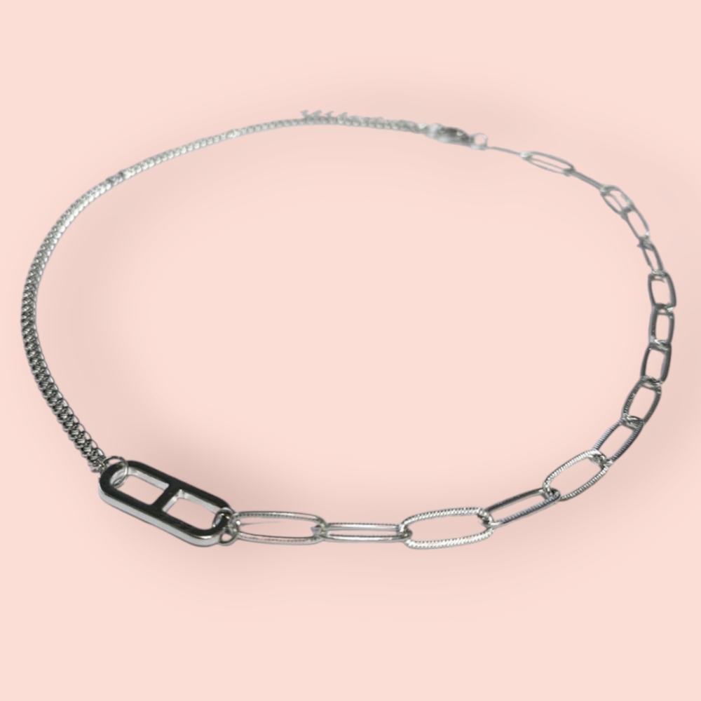 Paperclip duo style Necklace - Picture 8 of 9